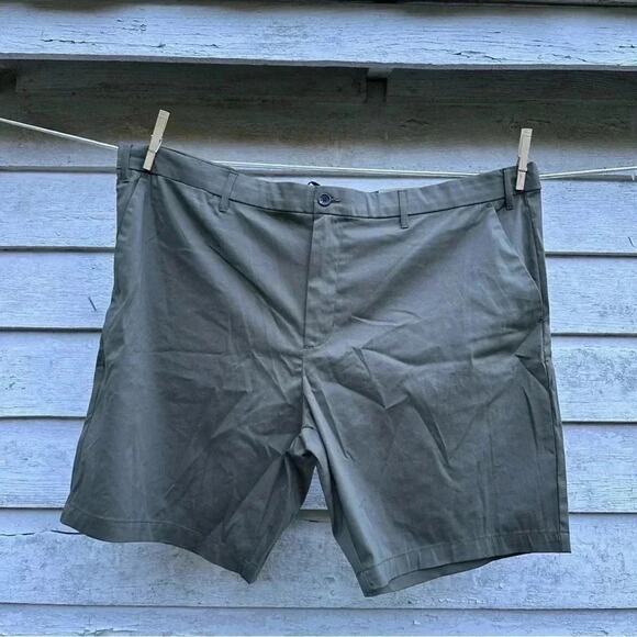 Big and tall shorts flat front
Stretch for Comfort
Moisture Wicking Quick Dry - Picture 1 of 4